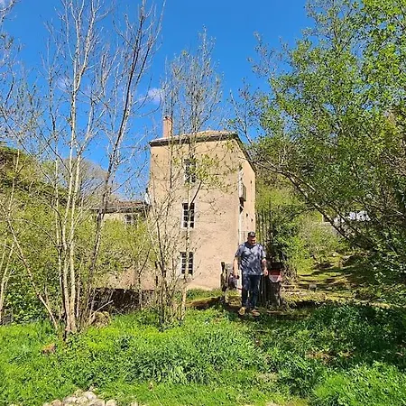 Hébergement de vacances Le Moulin De Froment 2 Gites De 8 Et De 12 Couchages, 10 Min Du Puy Du Fou Mallievre